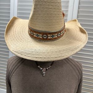 Levi’s cowboy hat 🤠